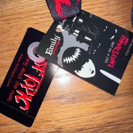 Hot-Topic RARE NOS 2004 Hot Topic Emily The Strange Batwing Kitty Black/Red Shoe Laces