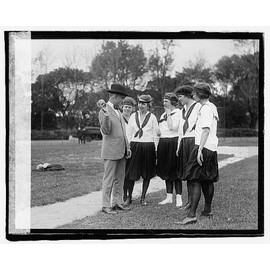 HistoricalFindings Photo: Francis Bloome,Mary Cook,Lucile Boyd,Gertrude Cherry,Ruth Jane Bauske,1918,1