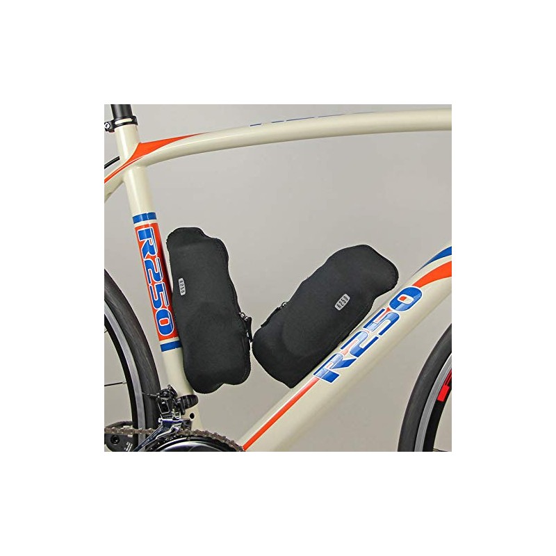 Arnie Gomal (R250) Insulated Neoprene Bottle Cover, Black