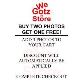 MAGA TRUMP Shaking Hands with Kim Jong Un at Border  - 8X10 PHOTO (#1014)