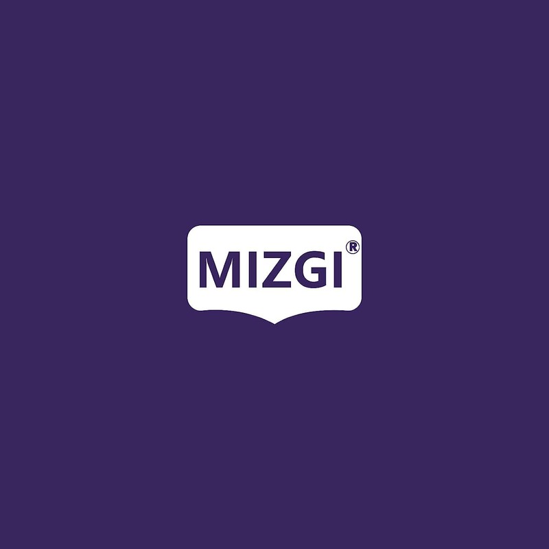 MIZGI Premium Velvet Hangers Pack 60 Pcs Heavyduty - Non