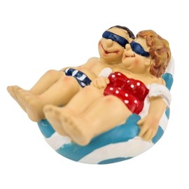 Decorative figure polyresin beach holidaymakers on