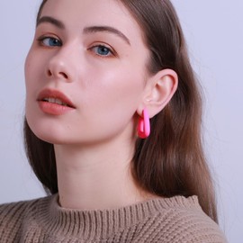 RUOFFETA Acrylic Huggie Statement Earrings, Colorful Dome Huggie Hoop Earrings for Women(Hot Pink)