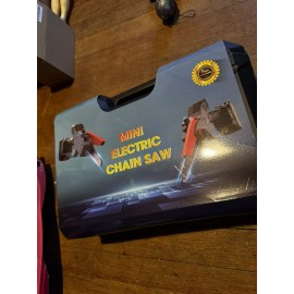 Unbranded Mini 6" Chainsaw / New / Two Batteries