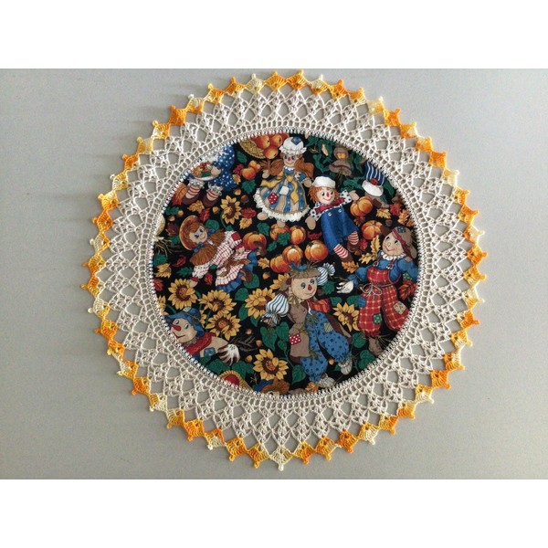 Fall Doily Scarecrow Yellow Sunflowers Pumpkin Patch Lace Table Topper
