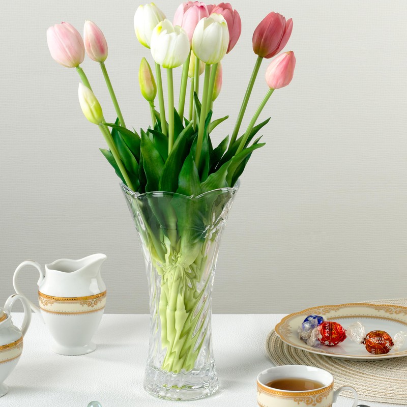 Lorren Home Trends 9" Tall Scalloped Flower Vase for Home