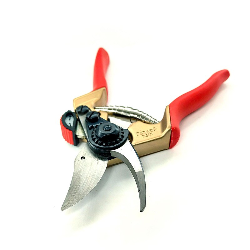 Barnel B307CS 7-1/4-Inch Ergonomic High Tech Collection Series Bypass Garden