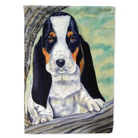 Caroline's Treasures 7002GF Basset Hound on the branch Garden Flag Mailbox Flag Decorative Yard Flag Banner Outside Patio Artwork Yard Flower Beds, Garden Size, Multicolor