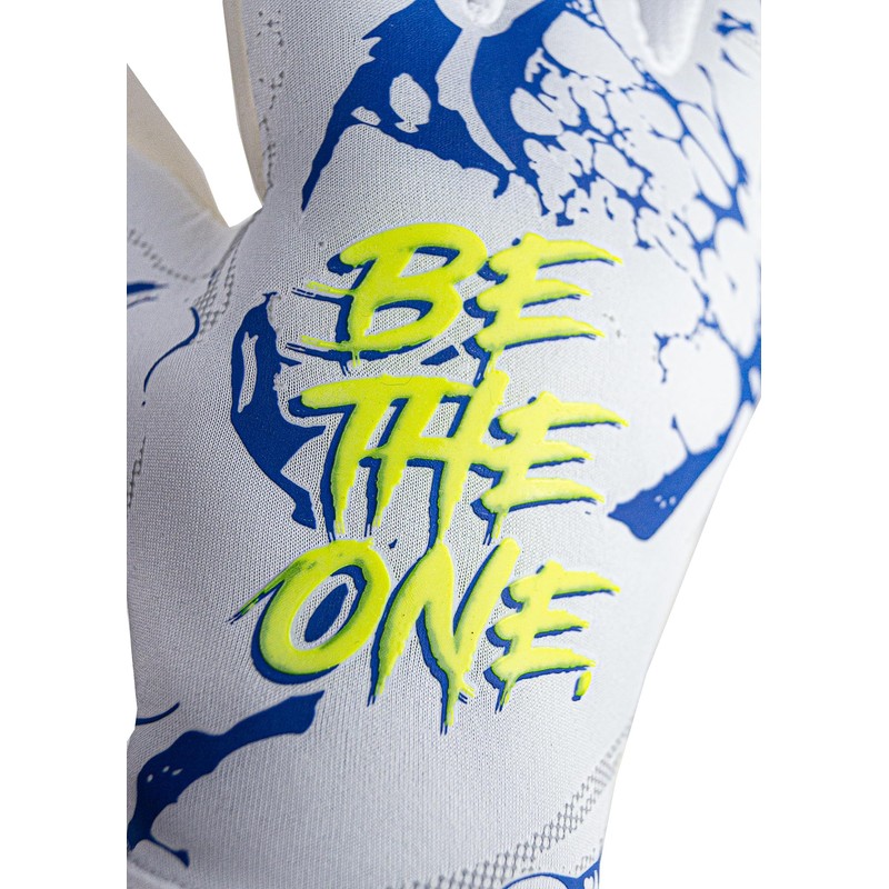 Reusch Children's Goalkeeper Gloves, Strong Grip and Ergonomic Fit