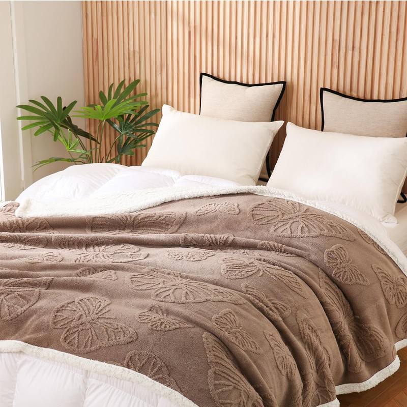 Gracelife Blanket for Women, Sherpa Throw Blanket for Couch, Flannel