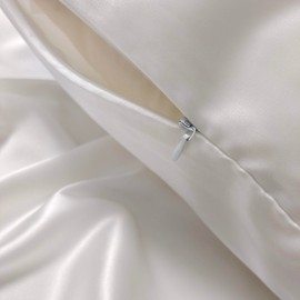 100% Silk Pillowcase for Hair and Skin, Standard & Queen Size Mulberry Silk Pillow Case Soft Breathable Cooling with Hidden Zipper (Standard, White)