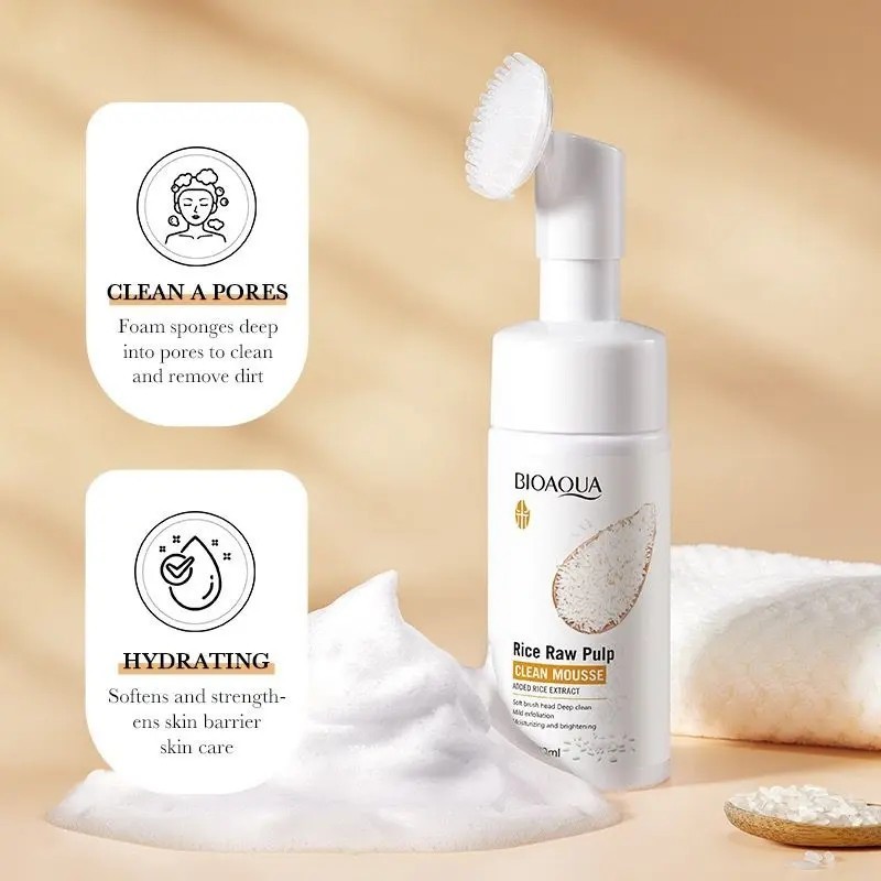 Bioaqua Limpiador Facial Espuma Hidratante y Exfoliante, Piel Normal