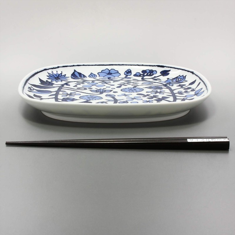 HAMATO Hasami Ware Yamayama Kiln Flower Parade Plate Large White