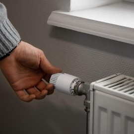 zencQ Radiator Thermostat with Series - Precise Thermostatic Head with Integrated Sensor, Frost Protection and Versatile Adjustment for M30 x 1.5 Thread Valves