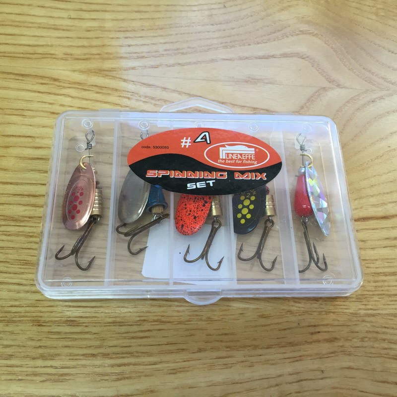 Lidsters 5 Spinners Size 2 in pocket lure box Ideal