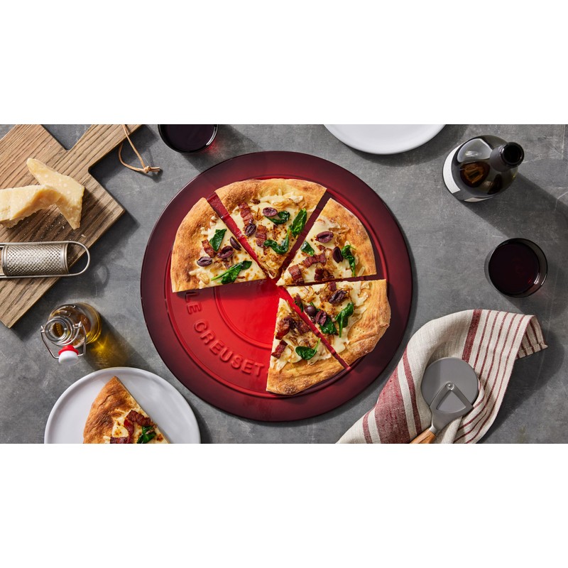 Le Creuset Stoneware Round Pizza Stone, 15 in., Cerise
