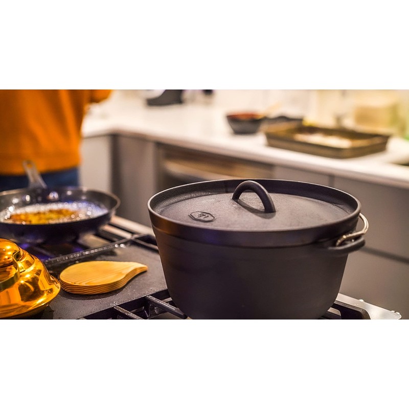 GSI Outdoors Guidecast 5qt Dutch Oven | Cast Iron Dutch
