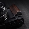 Iborrys Luxury Retro Solid Wood Camera Grip, Compatible with Nikon
