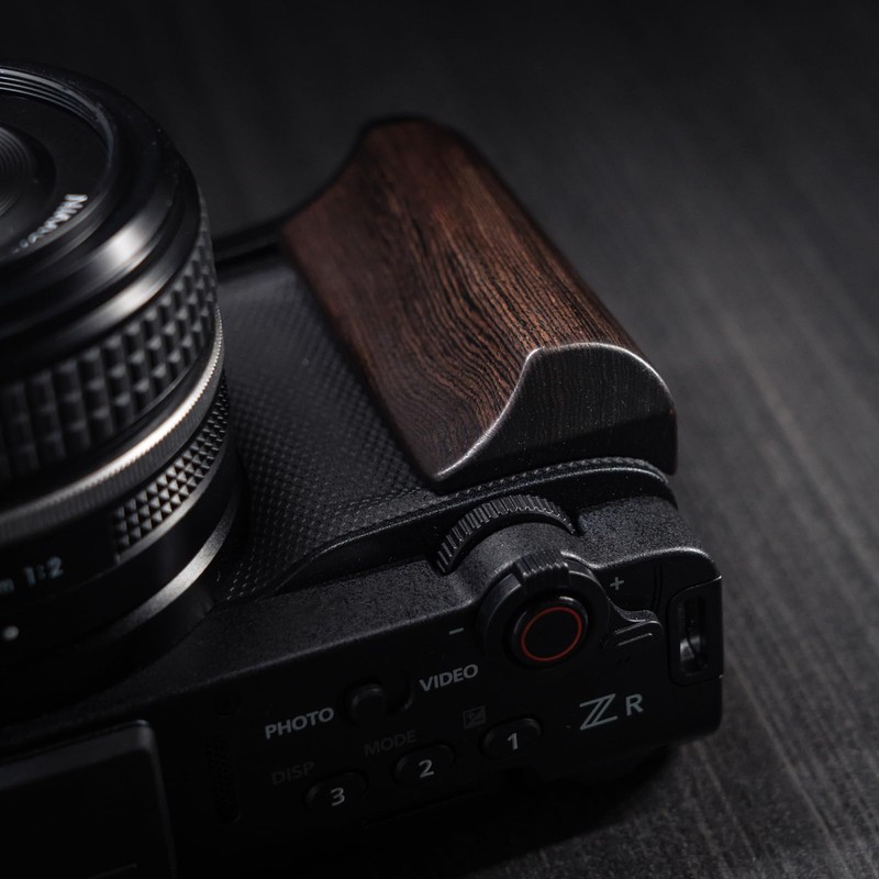 Iborrys Luxury Retro Solid Wood Camera Grip, Compatible with Nikon