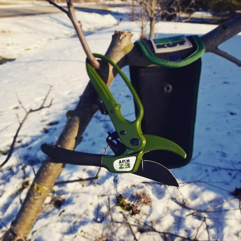 EZ Kut Original Ratcheting Pruner Kit with Molded Ballistic Nylon