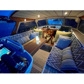 Caframo Bora. 12V Marine Fan. Direct Wire, Low Draw, 5000 Hour Motor Life. Black, 6.5” x 3.0” x 9.5”