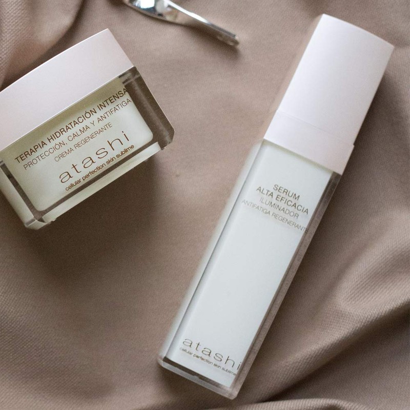 Atashi - Highly effective anti-fatigue illumination serum | Reduces stains