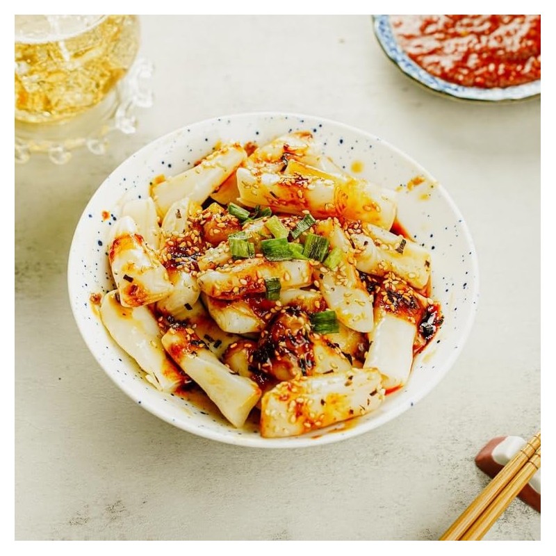 Akuan Steamed Rice Noodle Rolls, Sweet and Spicy, 255g, Vegetarian,