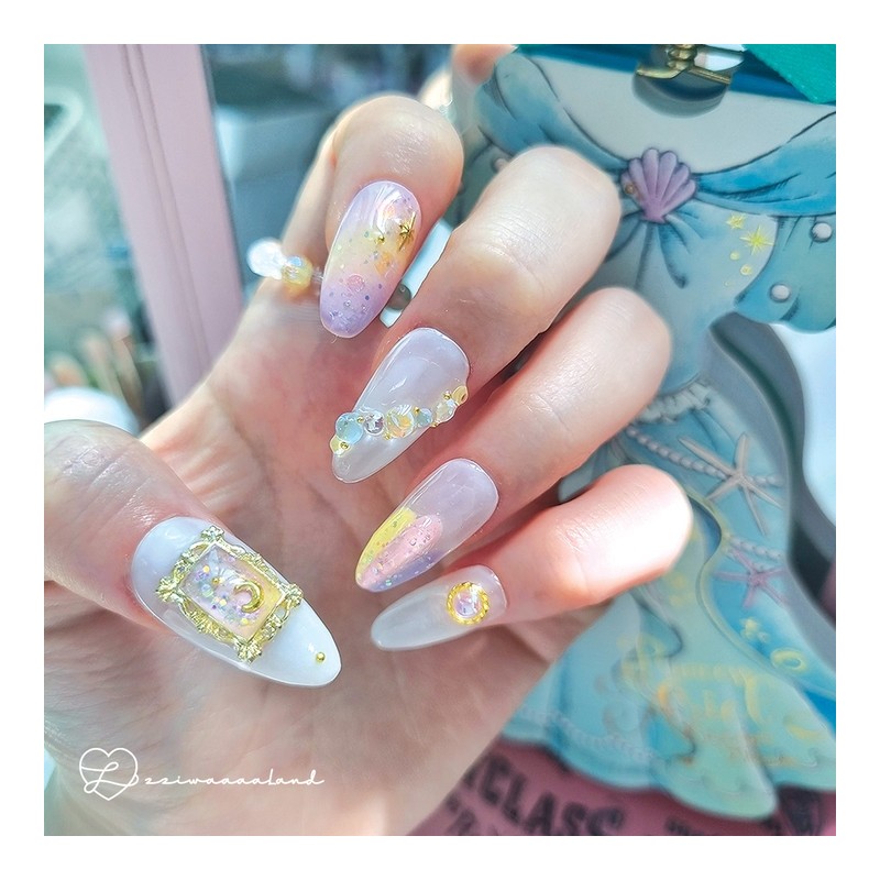 Mermaid's Dream Aurora Unique Emotional Nail - Short Oval /