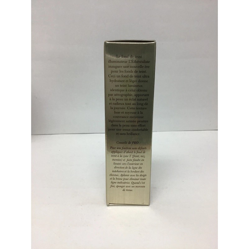 Kevyn Aucoin | Skin Illuminating Foundation | Medium EF 11