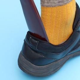 KESYOO 2pcs Wood Shoe Horn Long Handle Wear Shoe Helper Shoe Horn for Pregnant Women Kids Seniors Men S 25cm