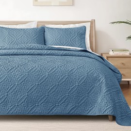 Exclusivo Mezcla King Quilt Bedding Set, Lightweight Soft Bedspreads Coverlets with 2 Pillow Shams, Modern Bluish Grey Oversized Quilts King Size for All Seasons