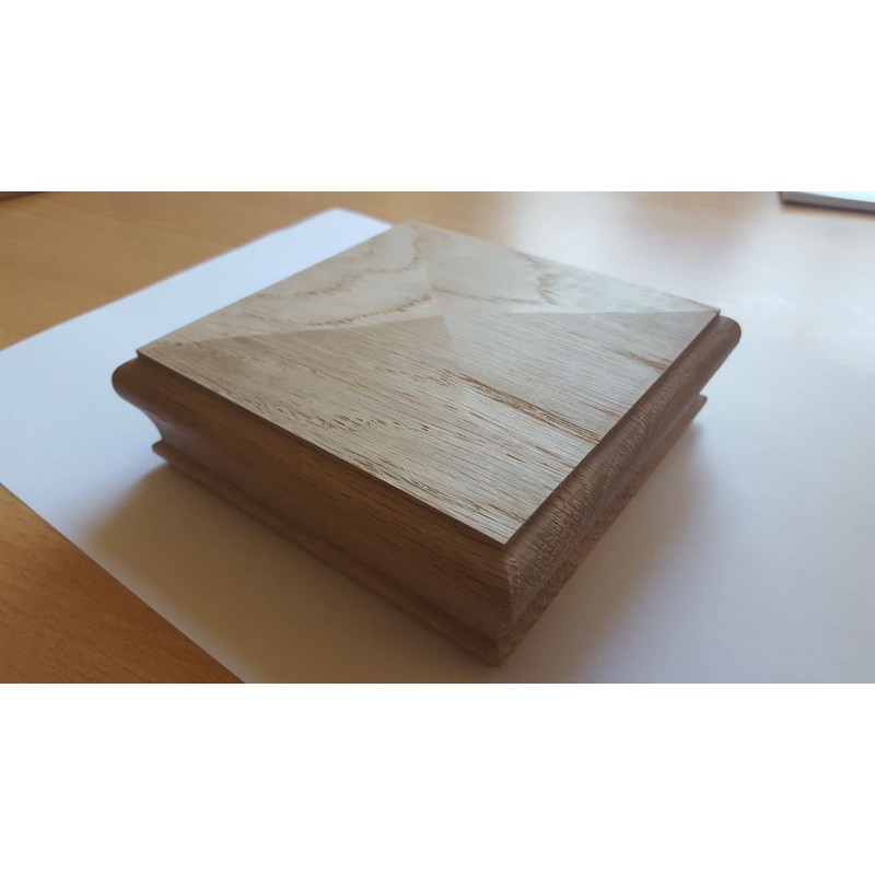 Oak Pyramid Half Newel Cap