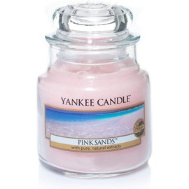 Yankee Candle Pink Sands 3.7-Ounce Jar Candle, Small