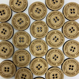 The Craft Place 25 x SANTA'S LOST BUTTON - CHRISTMAS EVE, TRADITION, STOCKING FILLER BULK, 3cm diameter