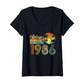Womens 40 Years Old Gifts Vintage Born In 1986 Retro 40th Birthday V-Neck T-Shirt
