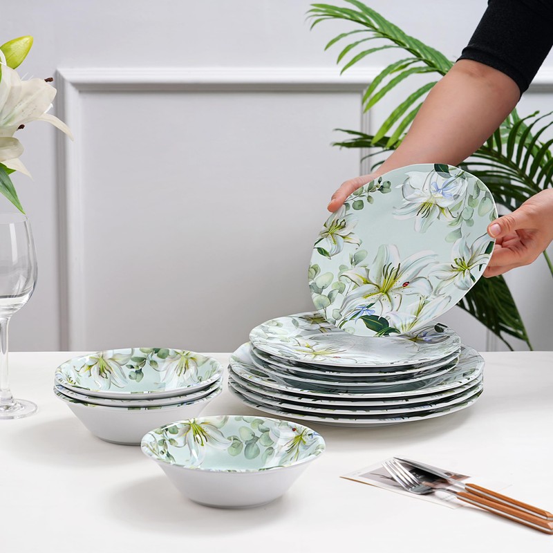 Yinshine 12-Piece Melamine Dinnerware Set, Green & White