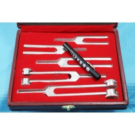 CYNAMED USA  Tuning Fork Set of 5 - Medical Surgical Diagnostic instruments+ FREE PEN LIGHT