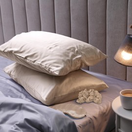 Cathay Home Satin Bedding Accessories Set – Pillowcases, Eyemask, Scrunchies – Silky Smooth – Wrinkle & Fade Resistant (Standard, Cream)