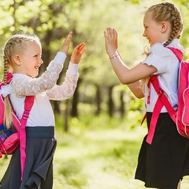 C-leen First Day of Kindergarten Gifts, Cute Heart First Day of Kindergarten Bracelets Gifts for Mom And Daughter