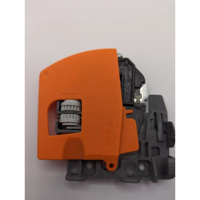 BLUM T51.1901 Left and Right Locking Device for Tandem Tracks