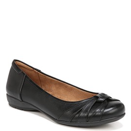 SOUL Naturalizer Women’s Gift Ballet Flats, Black, 9.5 Wide