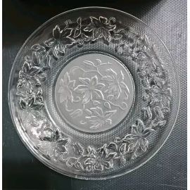 Princess House  Princess House Fantasia 4 Crystal Luncheon Plates # 437 8" New In ORIGINAL BOX