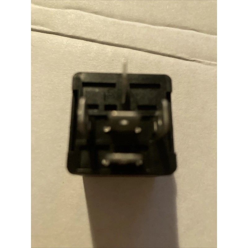 14630764 Relay Volvo 24V 20/30A Black