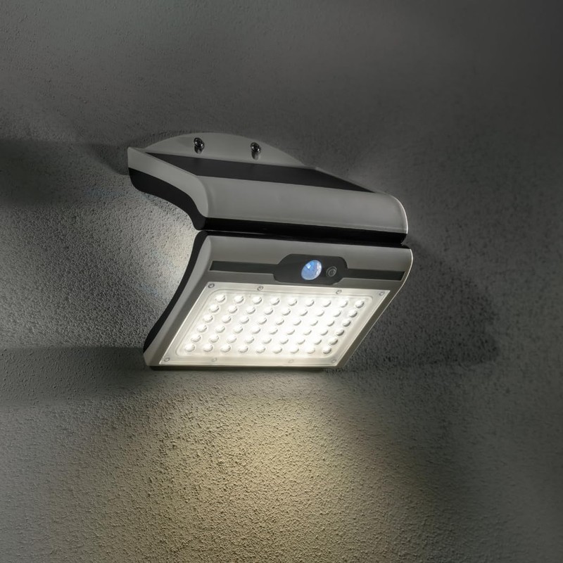 GTV - RAMOS Solar Facade Light with Motion / Twilight