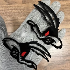 2Pc Coyote Badges Emblem Red Eye Bandit 3D Fender Angry Agressive Badges Sticker Nameplate Replacement for Universal Car Body Motorcycle SUV Door Window Decoration (Gloss Black Red)