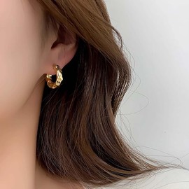 Inateannal Boho Hammered Hoop Earrings Gold Thick Hoop Huggie Earrings Hollow Circle Drop Earrings Chunky Circle Stud Earrings Jewelry for Women and Girls