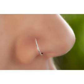 Fake Nose Ring 20 Gauge 925 Hammered Silver - Faux Nose Hoop No Piercing Needed - Clip On Nose Jewelry