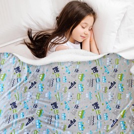 UKUSSO Kids Blankets for Boys and Girls Cozy Warm Baby Blanket Plush Cute Car Pattern Sherpa Blankets for Toddlers 360GSM Thickened Flannel Blanket for Couch Sofa and Bed Extra Soft Grey 50"x60"