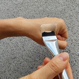 Wide Foundation Brush Brush 2ea