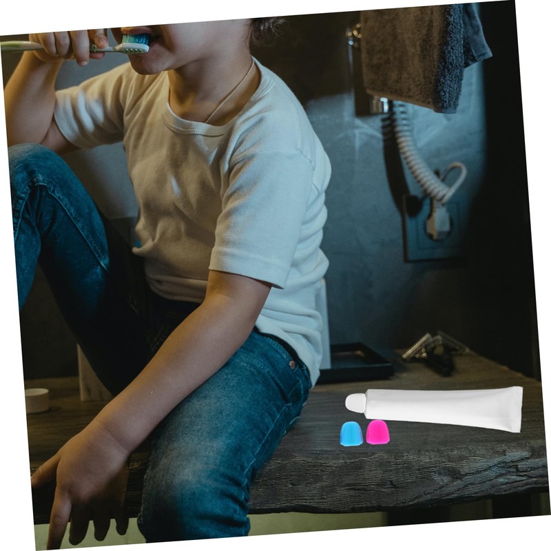 Gatuida 12pcs Toothpaste Caps Self-closing Toothpaste Covers for Clean and